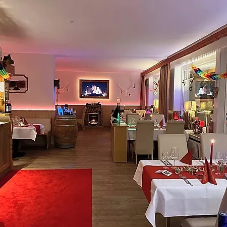 فندق Harmonie Rust 4*